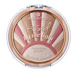 Poudre d'éclairage Essence Kissed By The Light 02-sun kissed (10 g)